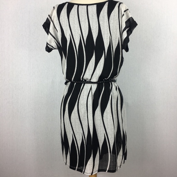 ~~~SOLD~~~ City Triangle Women’s L Dress Black - Picture 2 of 7